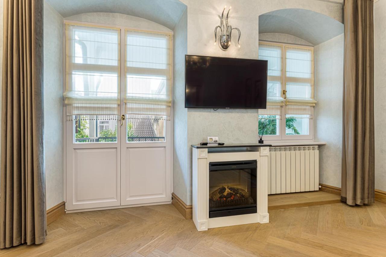 Krone Apartment Brasov Exterior photo