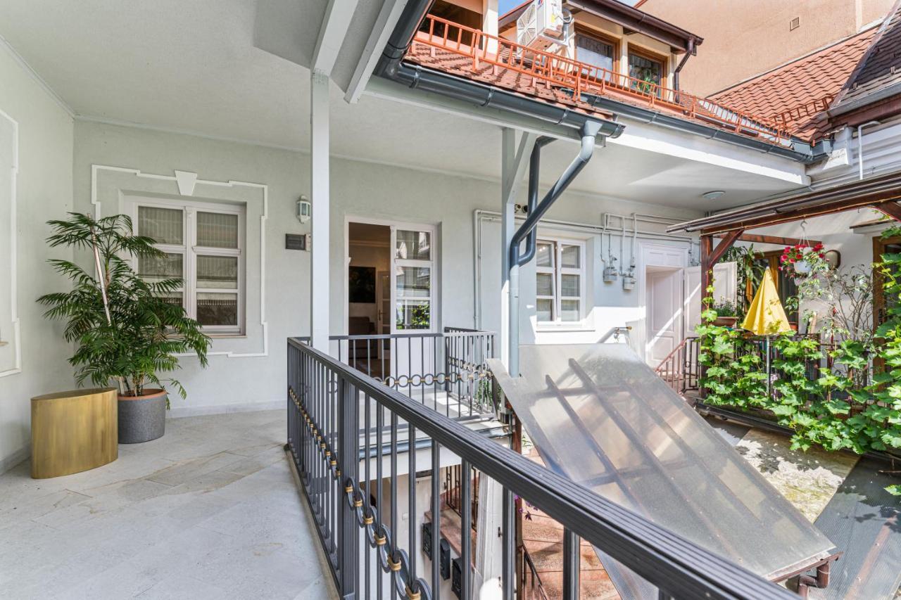 Krone Apartment Brasov Exterior photo